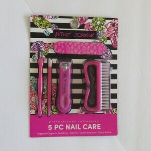 (#128)  Juicy Couture Betsey Johnson Professional Collection 5pc Nail Care Set